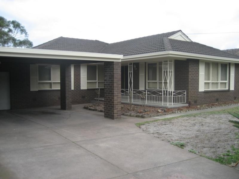 26 Farm Road, Cheltenham VIC 3192