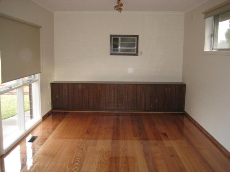 26 Farm Road, Cheltenham VIC 3192