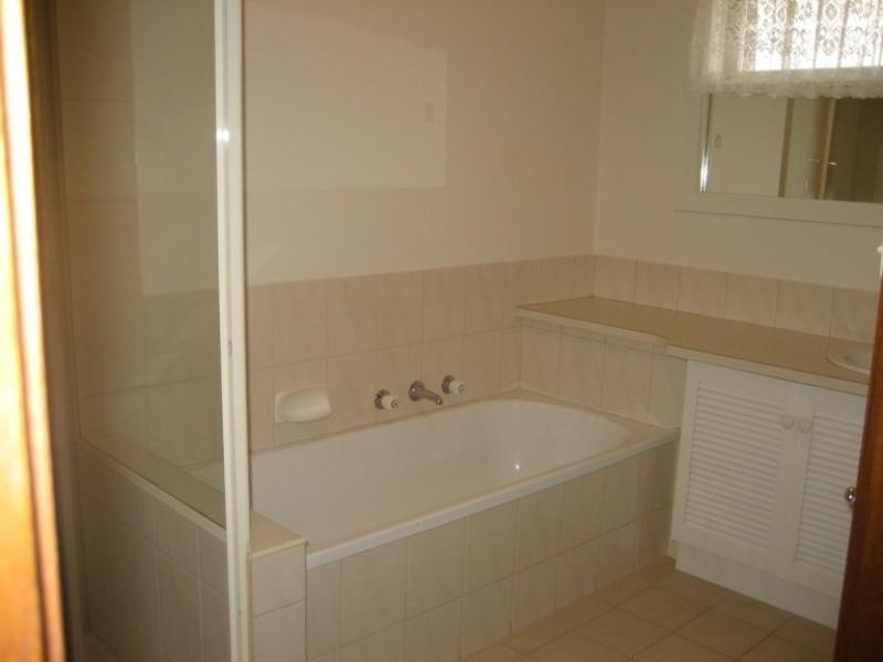 26 Farm Road, Cheltenham VIC 3192