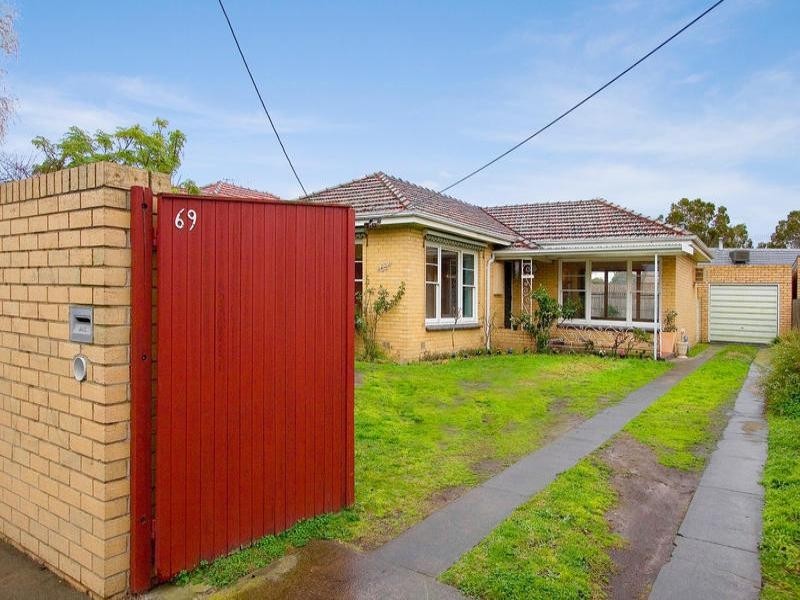 69 Centre Dandenong Road, Cheltenham VIC 3192