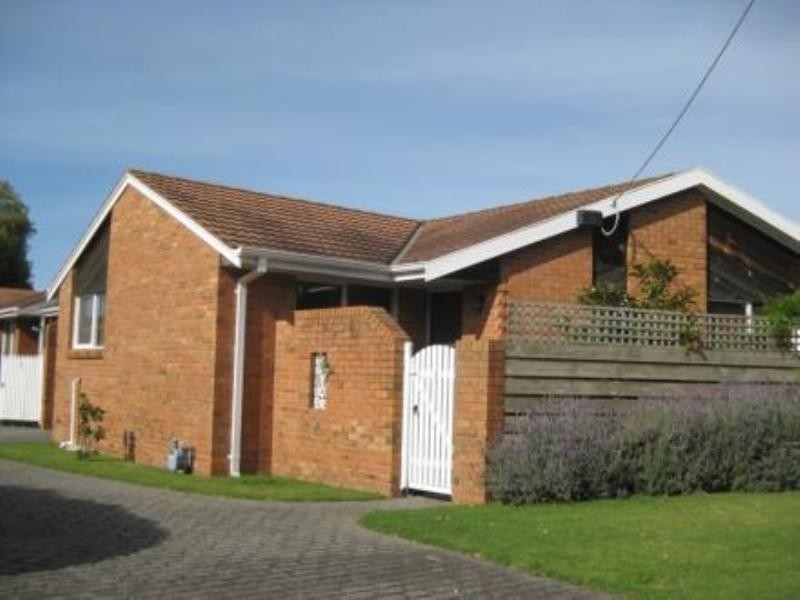 1/8 Baringhup Street, Cheltenham VIC 3192