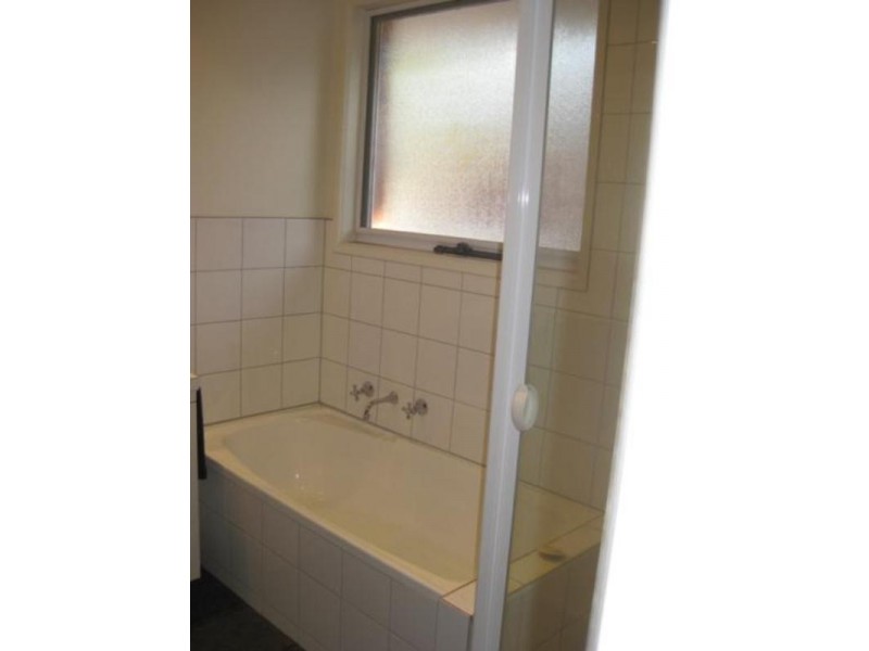 1/8 Baringhup Street, Cheltenham VIC 3192