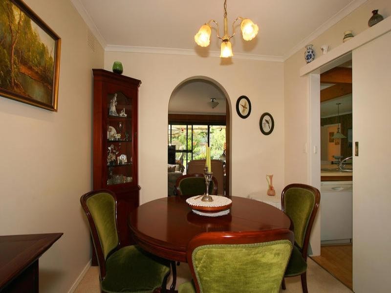 30 Tiffany Avenue, Cheltenham VIC 3192