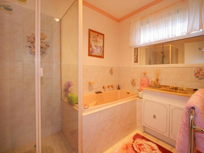 30 Tiffany Avenue, Cheltenham VIC 3192