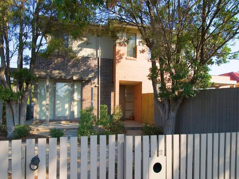 52 Centre Dandenong Road, Cheltenham VIC 3192