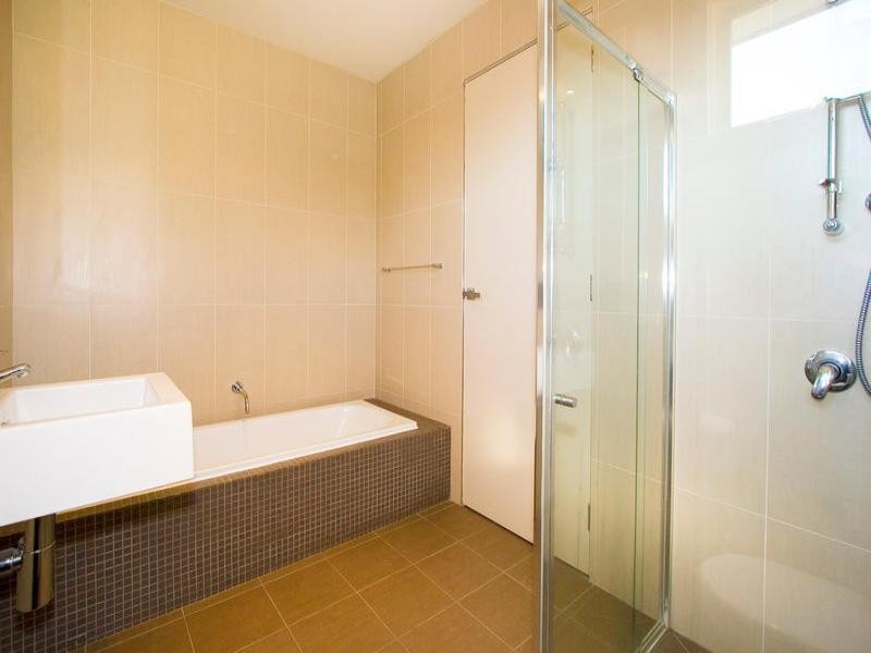 52 Centre Dandenong Road, Cheltenham VIC 3192