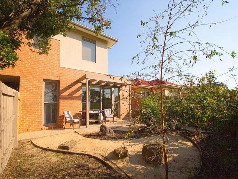 52 Centre Dandenong Road, Cheltenham VIC 3192