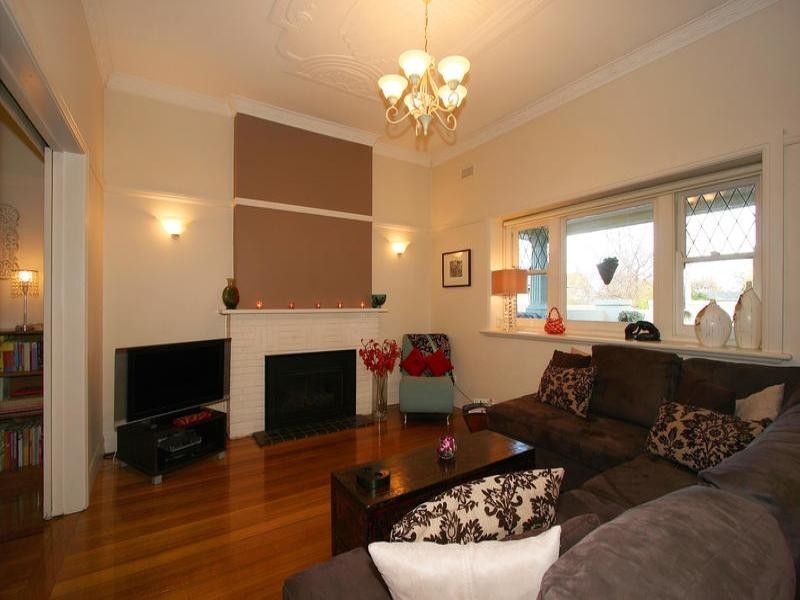 1/3 Barker Street, Cheltenham VIC 3192