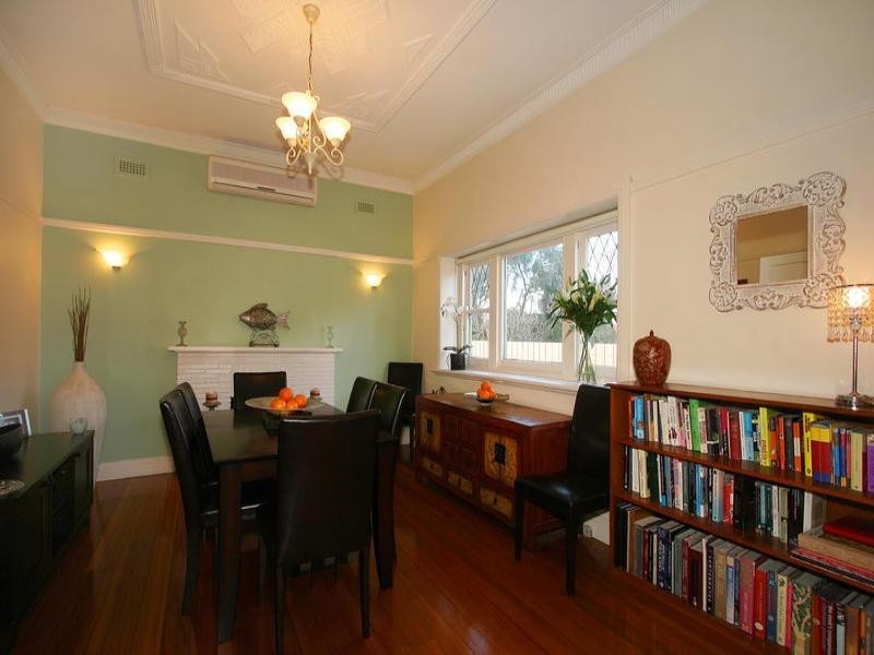 1/3 Barker Street, Cheltenham VIC 3192