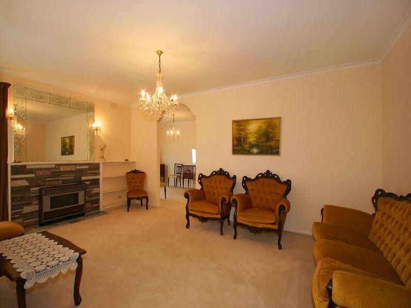 102 Brady Road, Bentleigh East VIC 3165