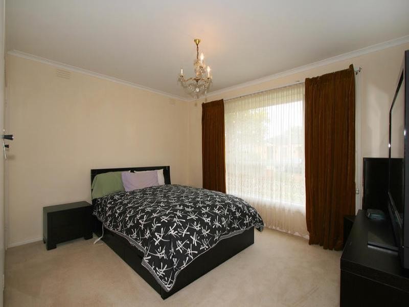 102 Brady Road, Bentleigh East VIC 3165