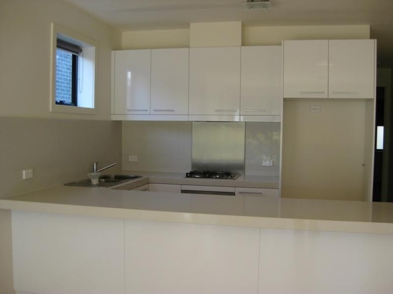 3/3 Evergreen Circuit, Cheltenham VIC 3192