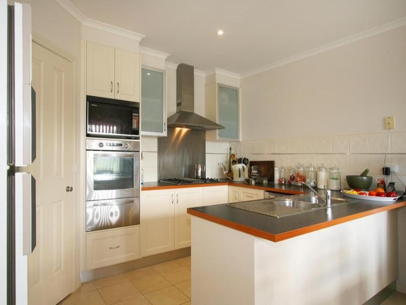 2/50 Herald Street, Cheltenham VIC 3192