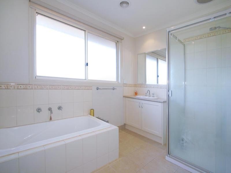 2/50 Herald Street, Cheltenham VIC 3192