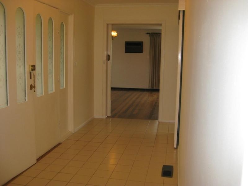 50 Lorna Street, Cheltenham VIC 3192