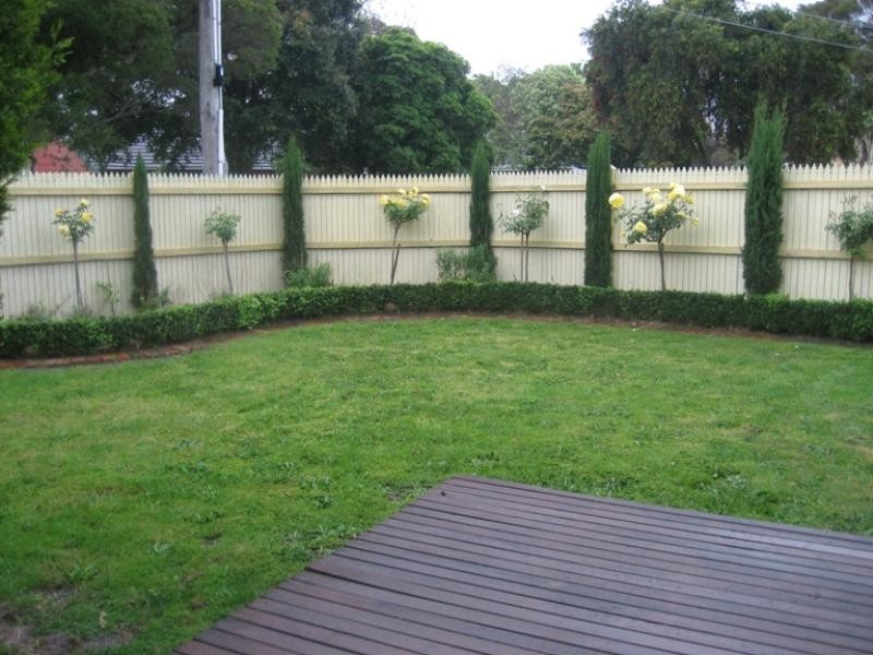 1/19 Lawborough Avenue, Parkdale VIC 3195