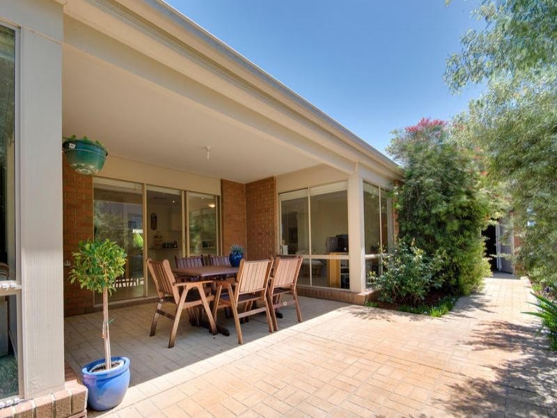 6 Carpentaria Court, Aspendale Gardens VIC 3195