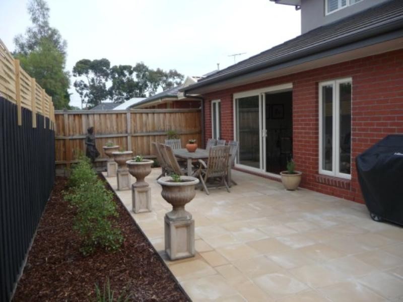 1 Peppertree Place, Cheltenham VIC 3192