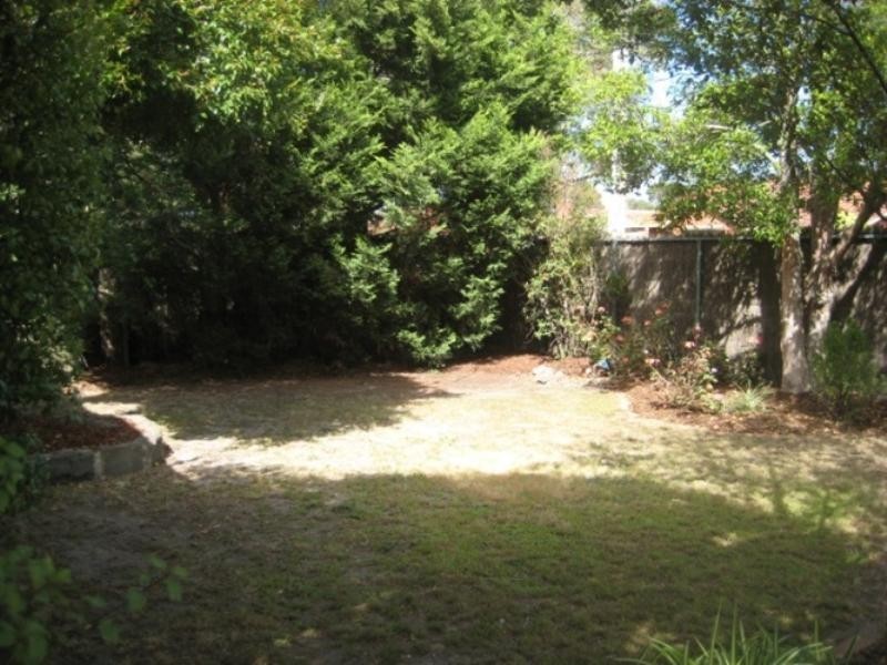 1/32 Barnett Street, Hampton VIC 3188