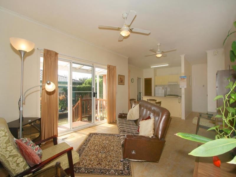 2/64 Balcombe Road, Mentone VIC 3194