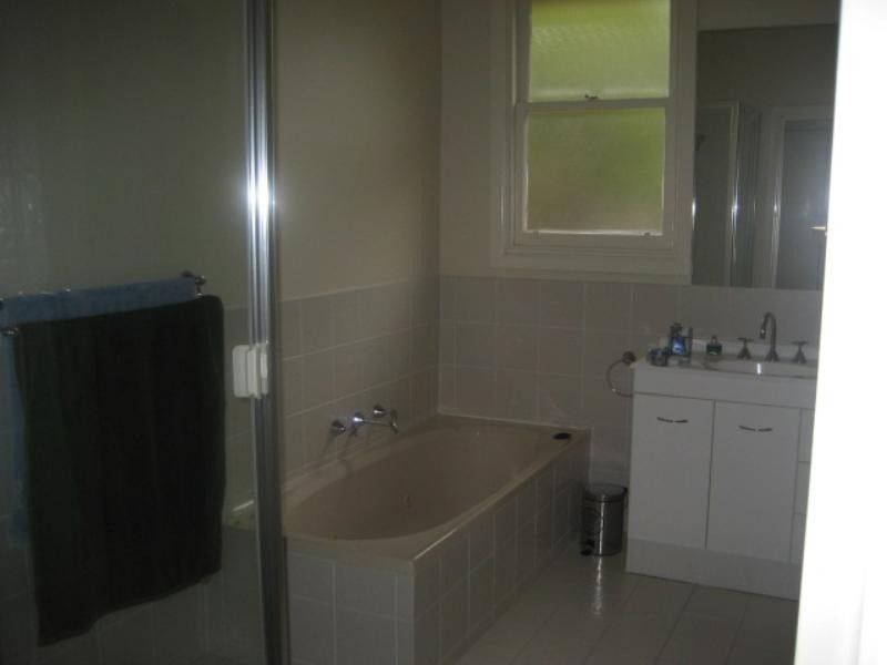 5 Wembly Avenue, Cheltenham VIC 3192