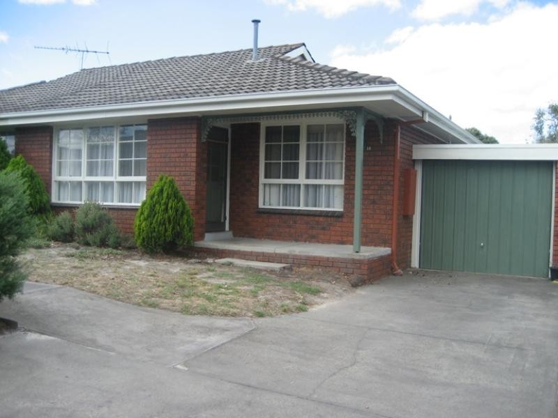 18/374 Warrigal Road, Cheltenham VIC 3192