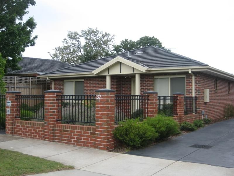 1/37 Weymar Street, Cheltenham VIC 3192