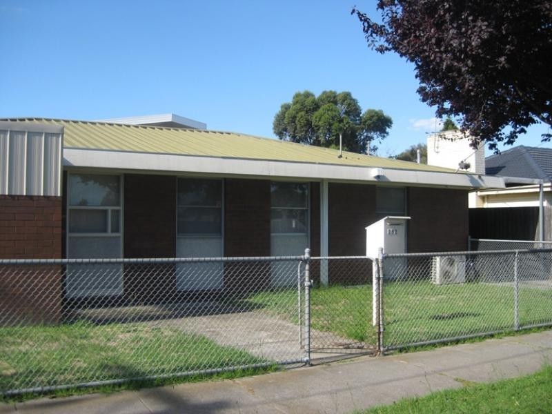 282 Warrigal Road, Cheltenham VIC 3192