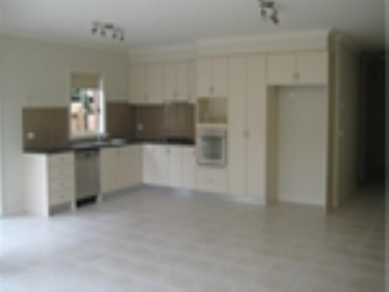 10 Sinclair Street, Cheltenham VIC 3192