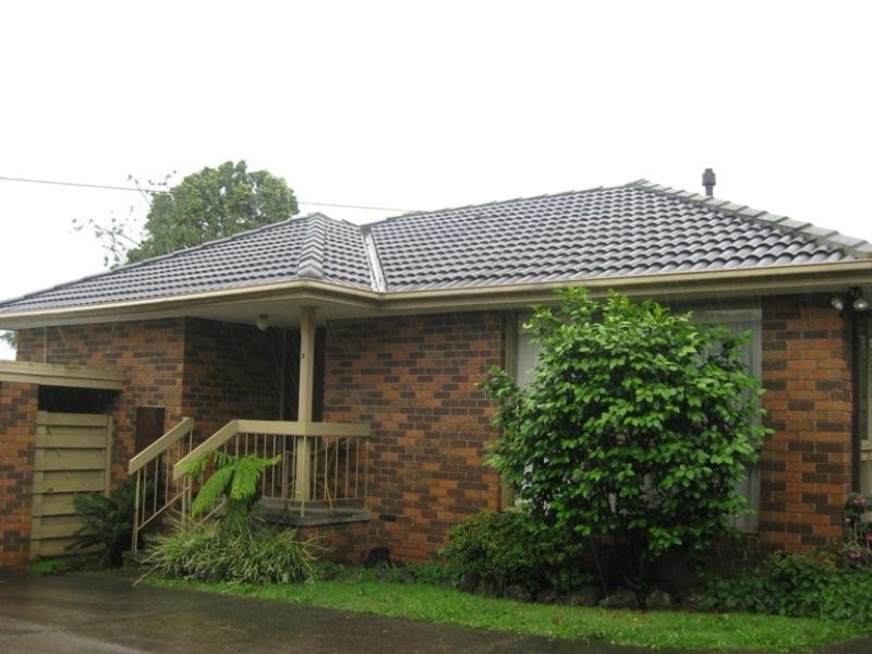 2/3 Barrina Street, Blackburn VIC 3130