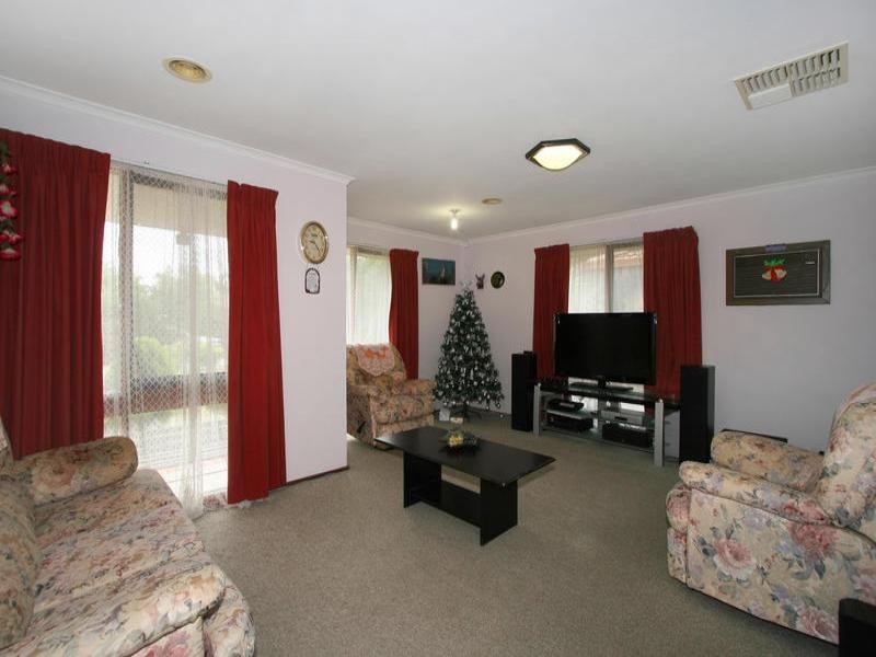 18 Jade Court, Aspendale Gardens VIC 3195