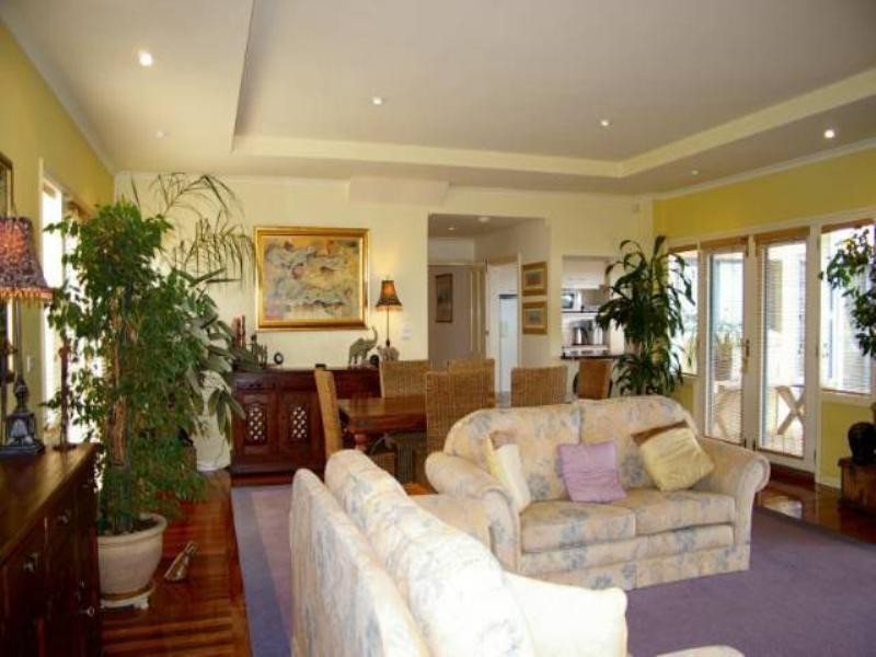 17 Foy Avenue, Chelsea VIC 3196