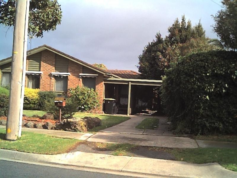 2 Picola Court, Dingley Village VIC 3172