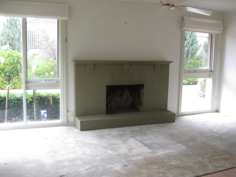 10 Lord Avenue, Dingley Village VIC 3172