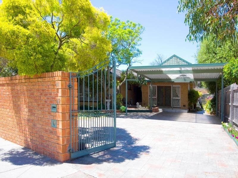 12 Rosewarne Avenue, Cheltenham VIC 3192