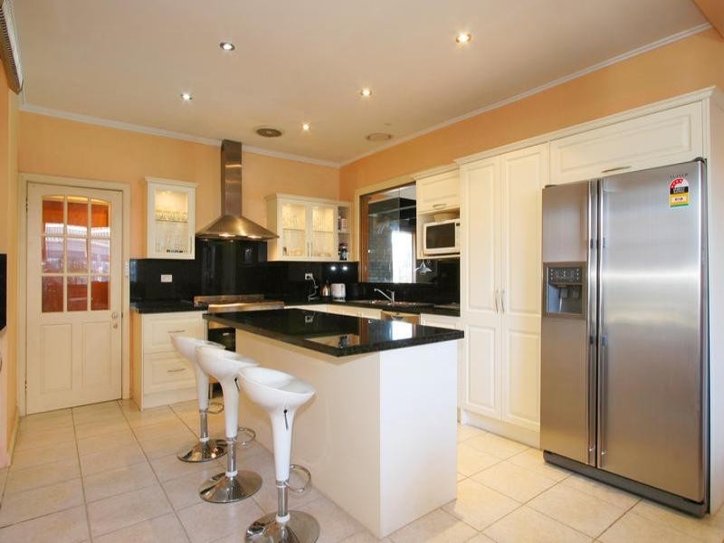 12 Rosewarne Avenue, Cheltenham VIC 3192