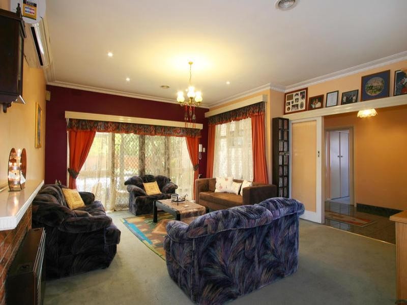 12 Rosewarne Avenue, Cheltenham VIC 3192