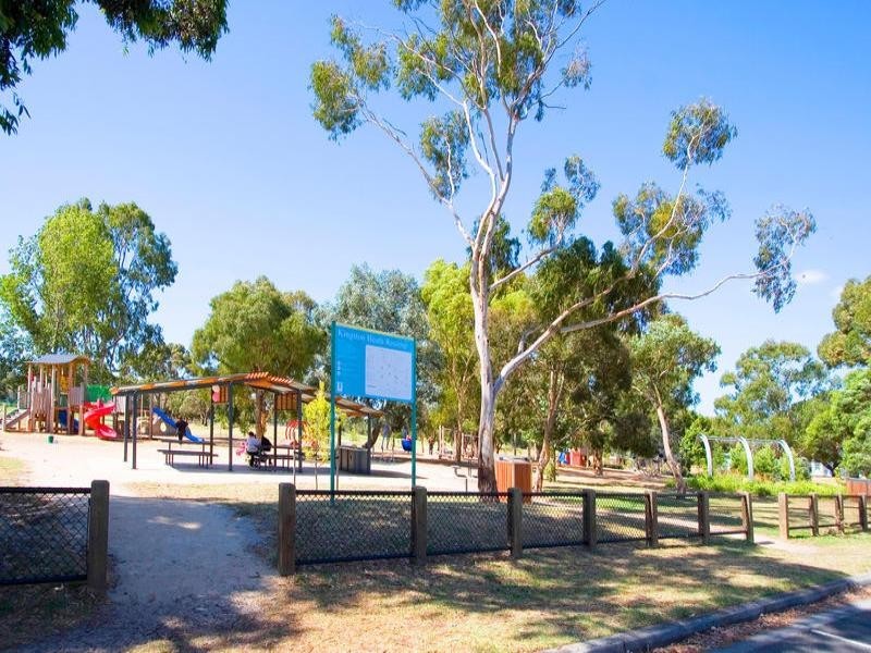 35 Benkel Avenue, Cheltenham VIC 3192