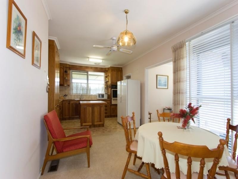 1 Fairview Avenue, Cheltenham VIC 3192