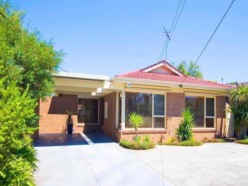 18 Alray Drive, Cheltenham VIC 3192