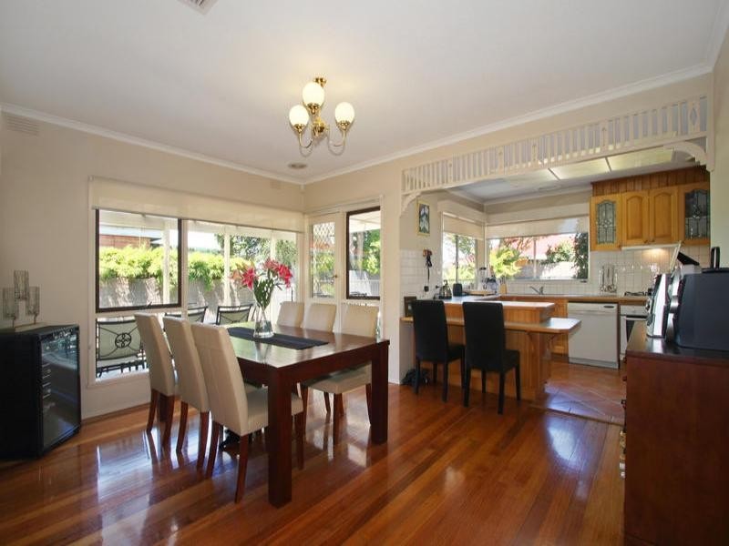 18 Alray Drive, Cheltenham VIC 3192