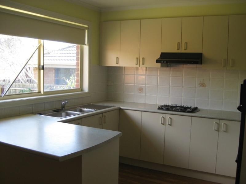 2/28 Agnes Street, Noble Park VIC 3174