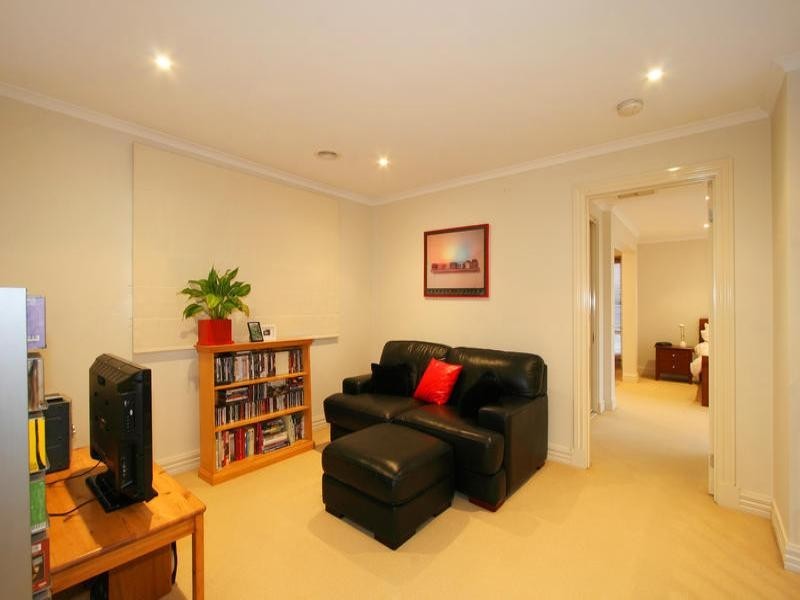 1 Nova Court, Cheltenham VIC 3192