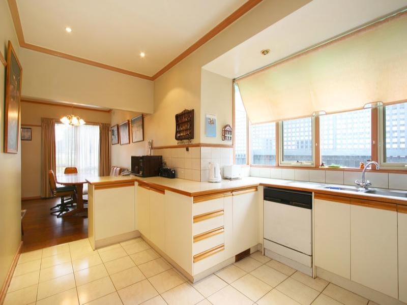 6 Sycamore Avenue, Mentone VIC 3194