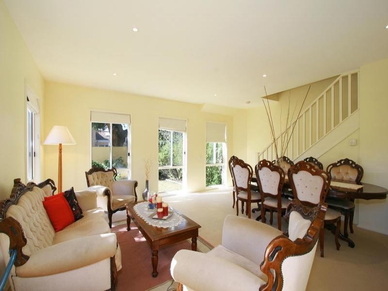 1/212-214 Charman Road, Cheltenham VIC 3192