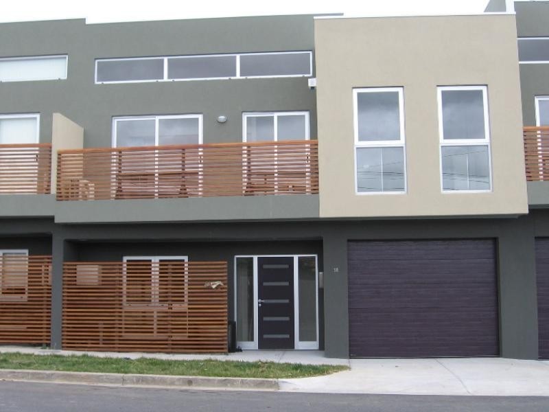 18 Ward Street, Cheltenham VIC 3192