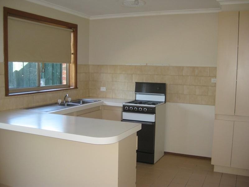 1/24 Wells Road, Seaford VIC 3198