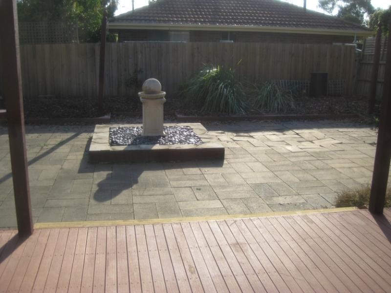 22 Sandleford Place, Dingley Village VIC 3172