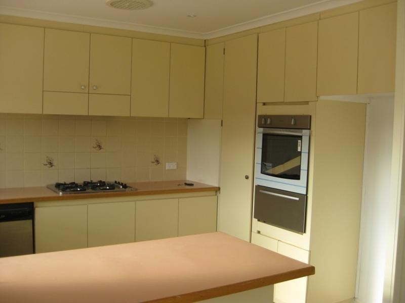 22 Sandleford Place, Dingley Village VIC 3172