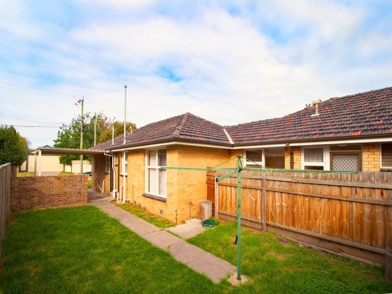 3 Fir Grove, Cheltenham VIC 3192
